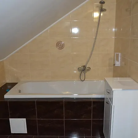 Szálloda Golden Palace 3*