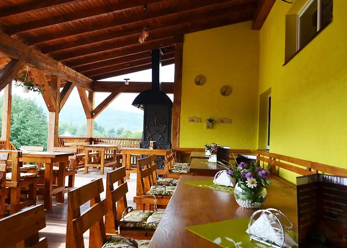Golden Palace 3* Dubove