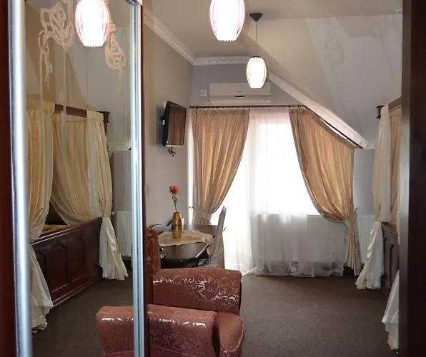 Golden Palace Hotel