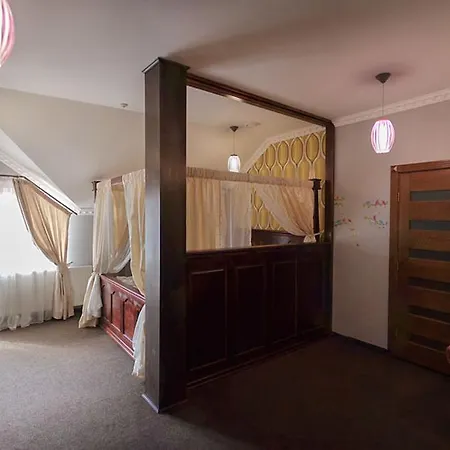 Golden Palace Hotel Dubove