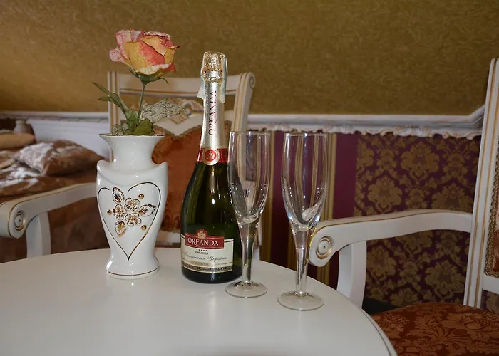 Golden Palace Hotel 3*