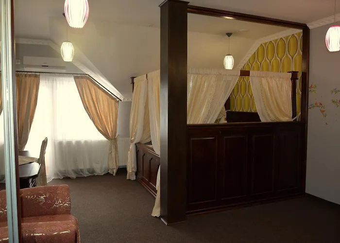 Golden Palace 3* Dubove