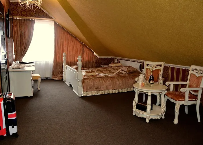 Hotel Golden Palace 3*