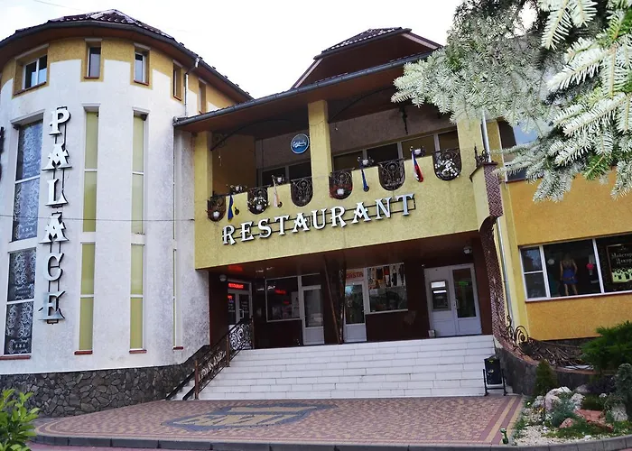 Golden Palace 3* Dubove