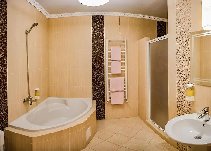 Golden Palace Hotel